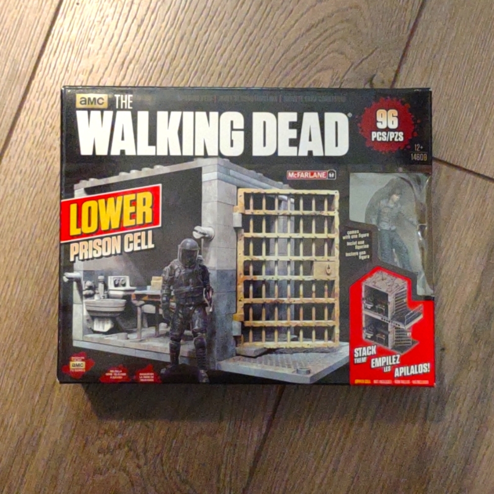 The Walking Dead Lower Prison Cell Lego Set - New Never Opened